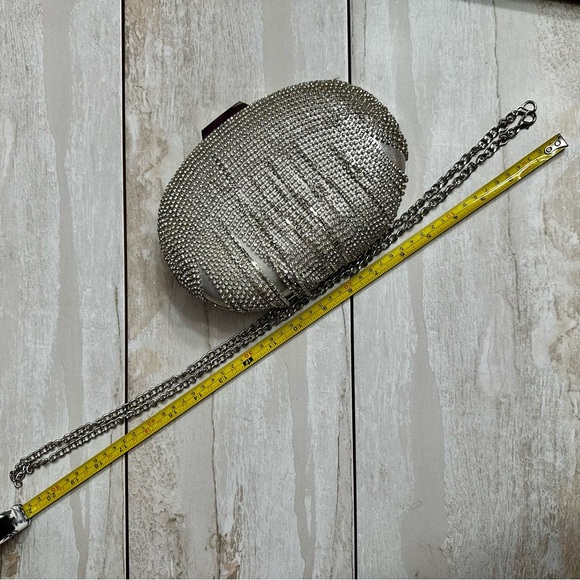 Olga Berg Silver Dangle Crystal Rhinestone Evening Clutch Holiday Party Glamour - Picture 8 of 15